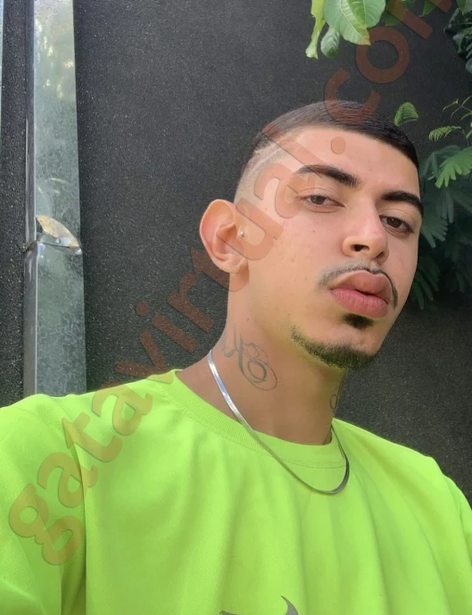 Novinho tatuado