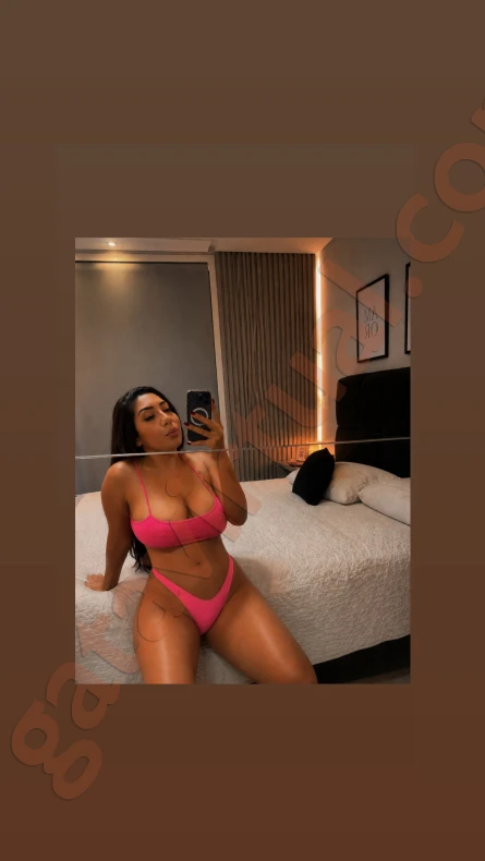 Maya Franco  Massagista