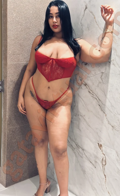 Duda Valmont