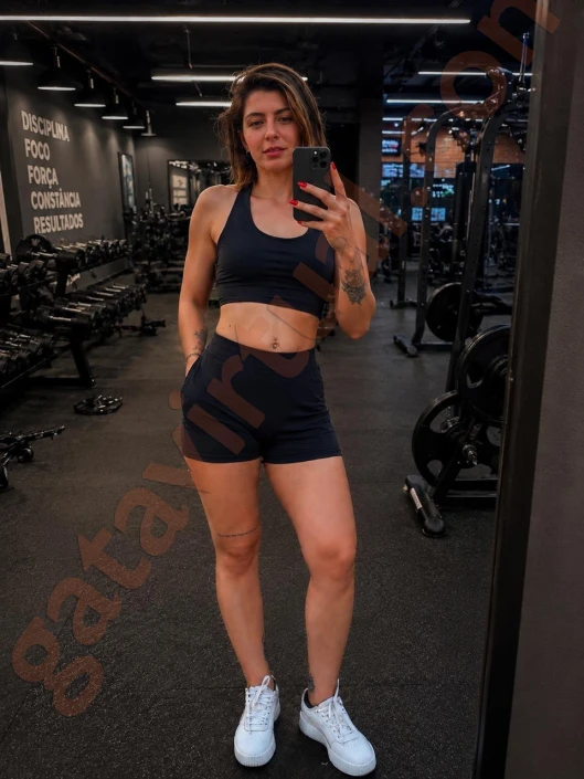 Isa mendes massagista