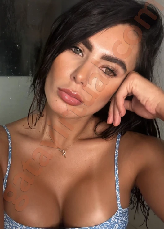 Acompanhante Giovanna Dumas